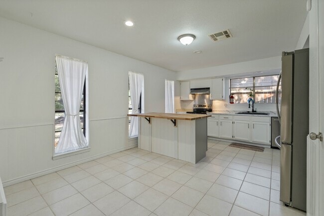 Photo - 25534 Sugar Valley Ln