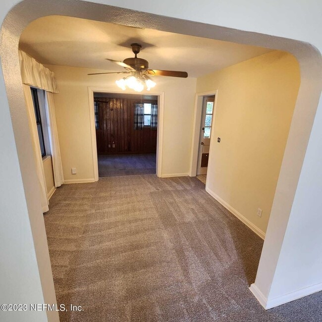 Photo - 2417 Barlad Dr