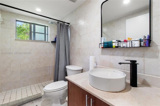 Photo - 1050 7th St Unidad 1050-3