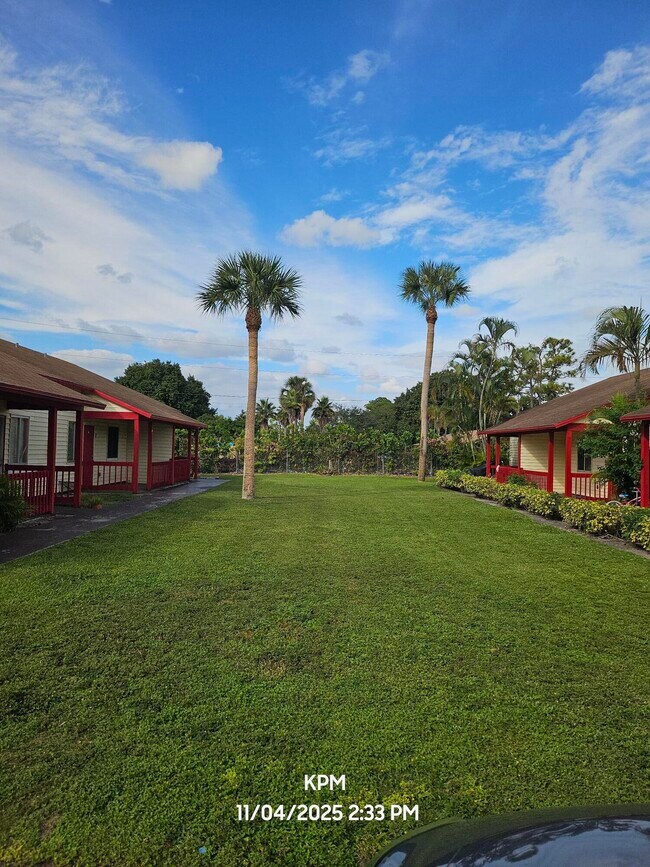 Photo - 1305 Rosewood Villa Ln