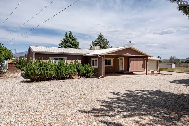 Photo - 408 Harmony Dr