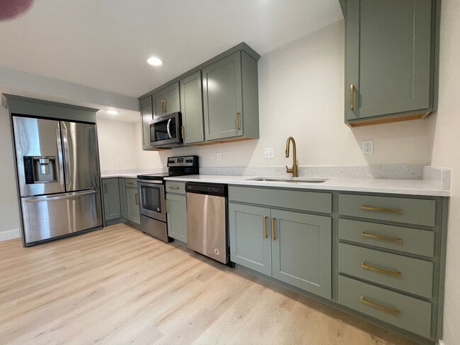 Building Photo - 296 E 250 N Rental