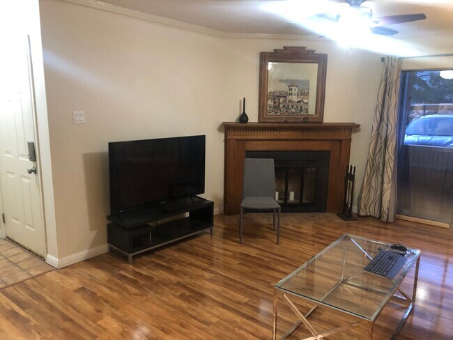 Photo - 505 Oppenheimer Dr Unit 202