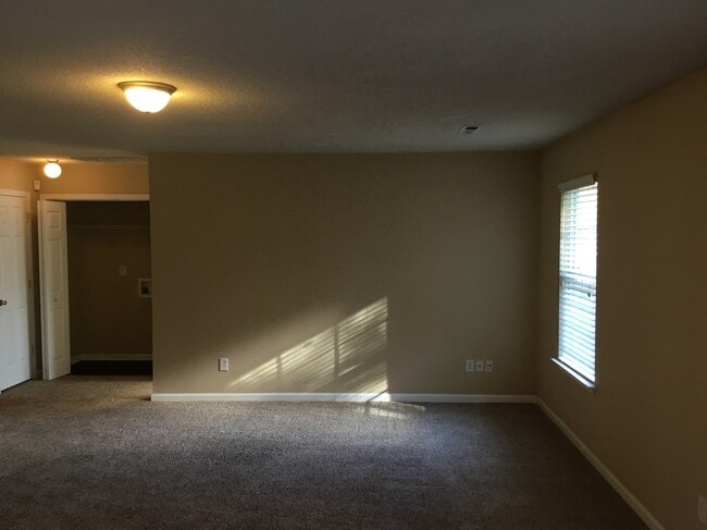 Photo - 4020 Landerwood Dr