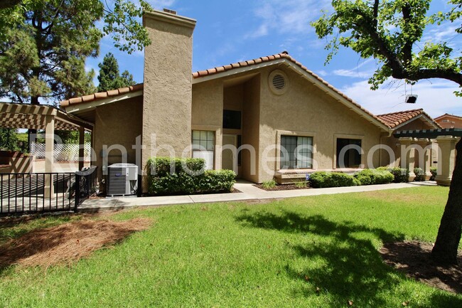 Building Photo - 15730 Via Calanova Rental