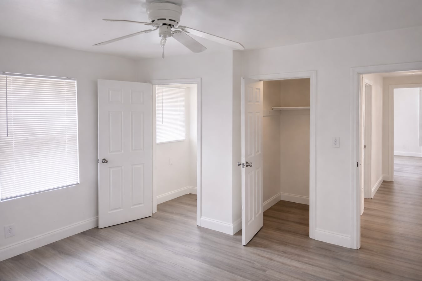 Photo - 107 Garland Ter