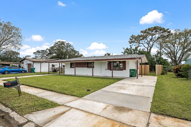 3 bedrooms with a large fenced yard in Mel... - 3 bedrooms with a large fenced yard in Mel... Apartamento