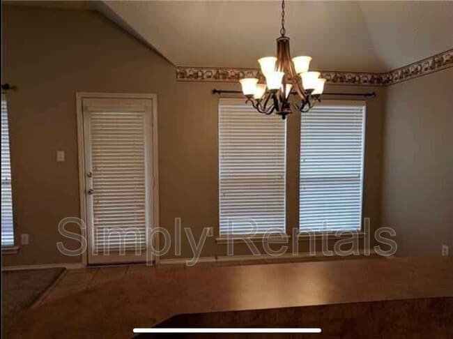 Photo - 292 Beech Dr