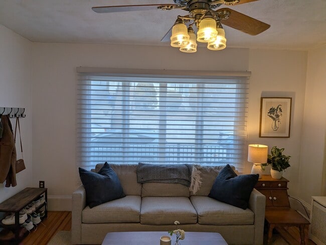 Photo - 82 Gladstone St Unit 2