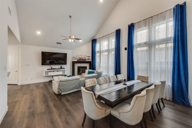 Photo - 4407 Cinnamon Stone Dr