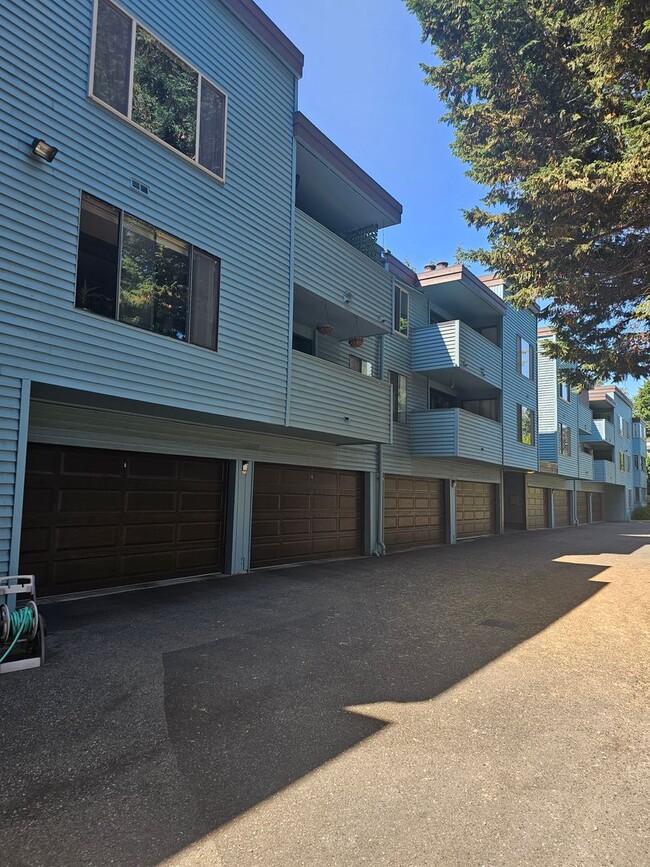 Burien for lease - 2 bedroom, 1.25 bath co... - Burien for lease - 2 bedroom, 1.25 bath co... House