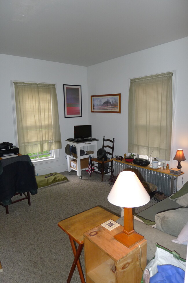 Photo - 91 Emery St Unit 3