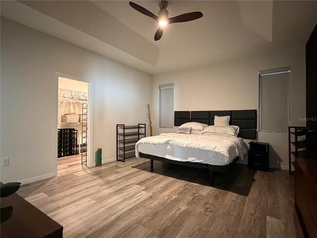 Photo - 2422 Riverbank Cv