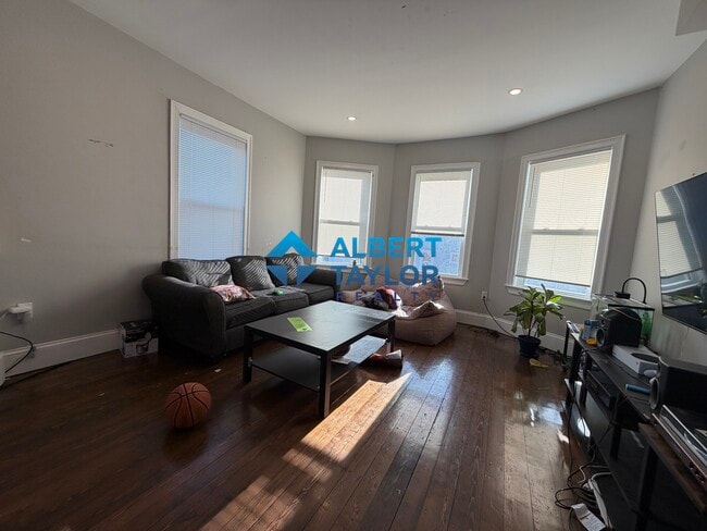 Photo - 71 Hillside St Unidad 3