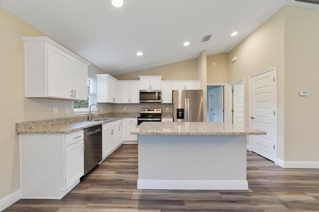 15 Oak Trail