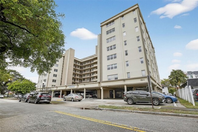 Photo - 1811 Jefferson St Unidad 808