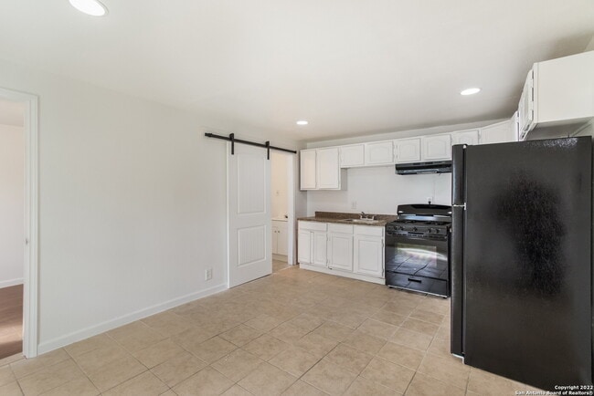 Photo - 234 Readwell Dr Rental