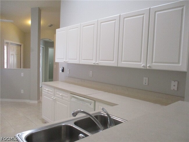 Photo - 4330 SW 7th Pl