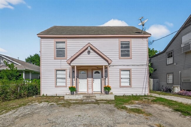 Building Photo - 7111 Myrtle St