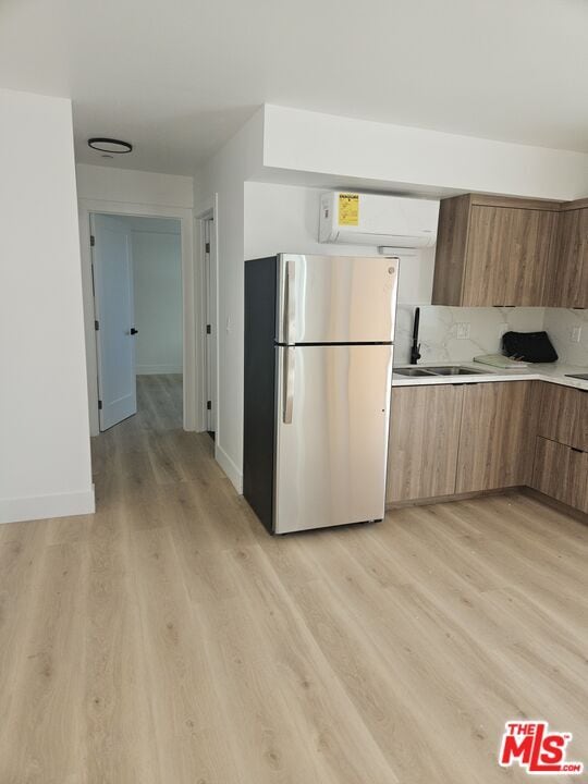 Photo - 3207 W 18th St Unidad #3