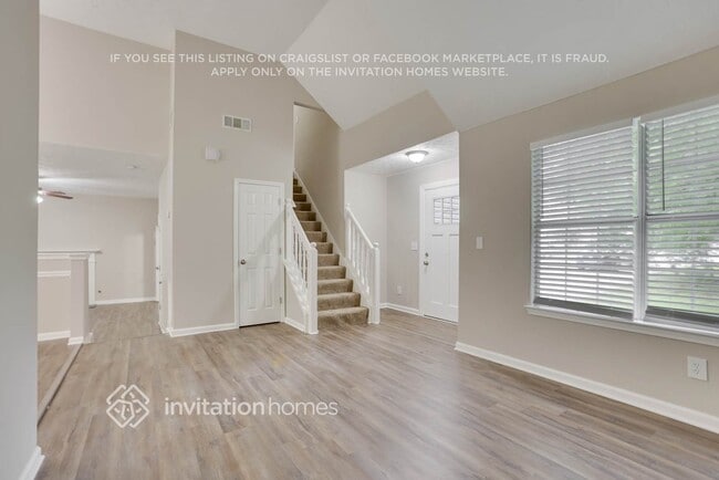 Photo - 2574 Greenville Way