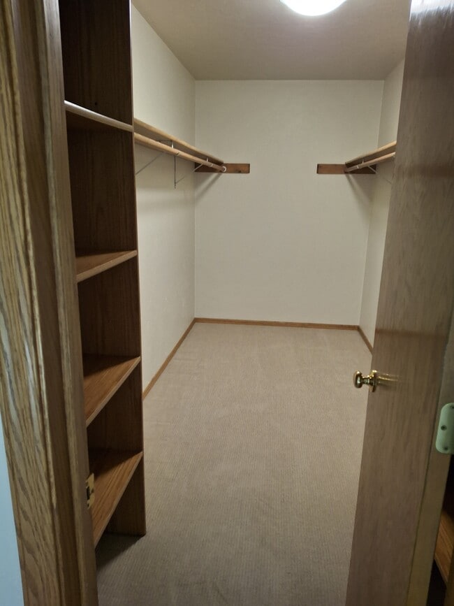 Photo - 301 Desplaine Rd