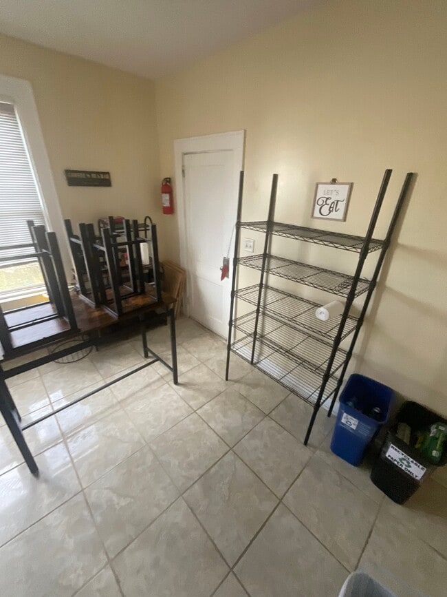 Photo - 284 Wainwright St Unidad 2