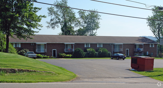 Tyler (Patriot on the Tyler) - Tyler (Patriot on the Tyler) Apartments