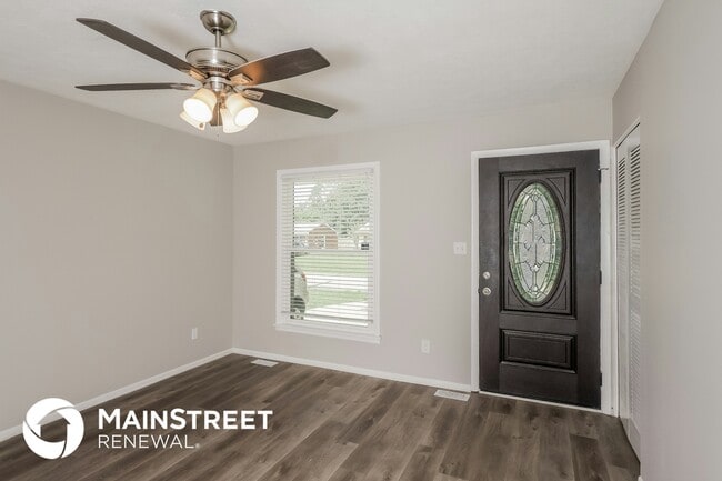 Photo - 7415 Hallmark Dr