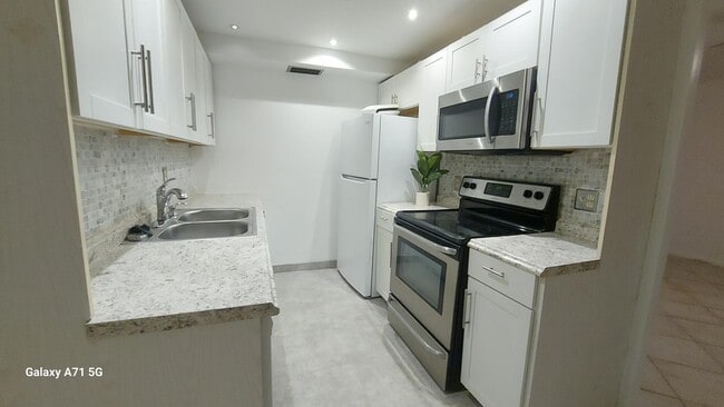 Photo - 3076 Cornwall D Unit 3076