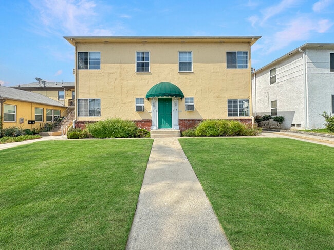 Building Photo - 803 W Glenoaks Blvd Unit 803A