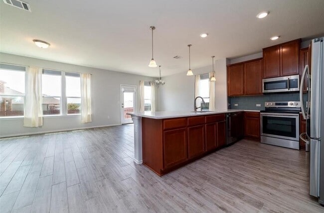 Photo - 7013 Lickeen Ct