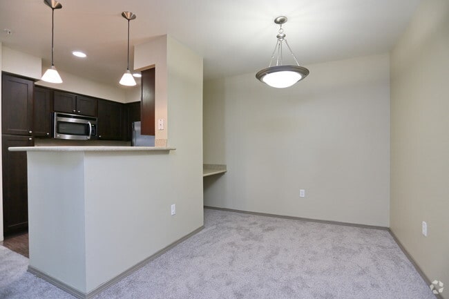 Photo - The Knolls at Inglewood Hill