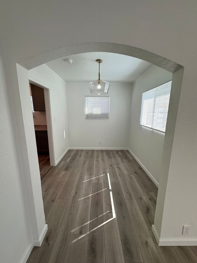 Photo - 453-457 Hurst Ave Unidad 453 Hurst Avenue