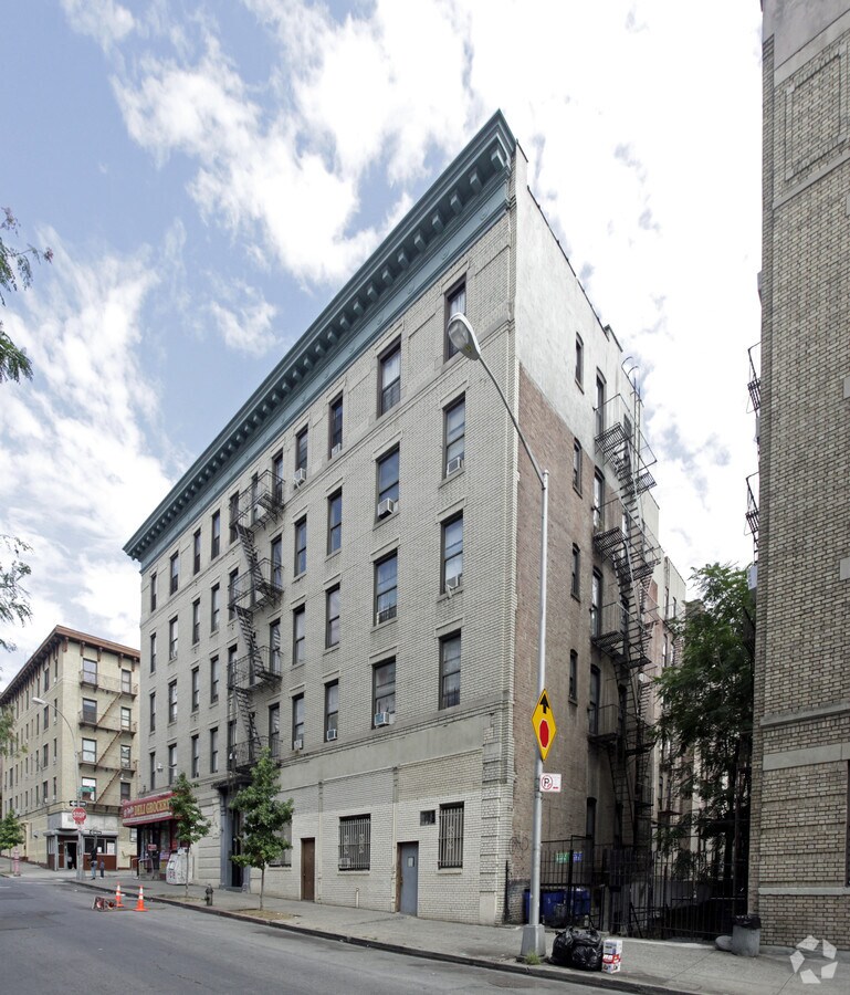 Photo - 321 E 166th St