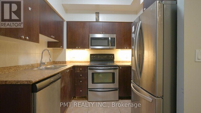 Photo - 388 Prince of Wales Dr Unit 305
