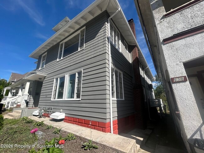 Photo - 632 N Irving Ave