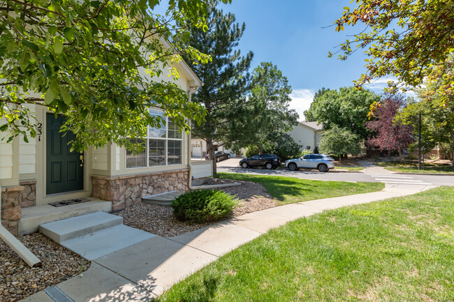 Photo - 231 Remuda Ln Townhome
