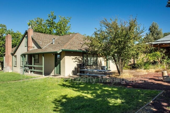 322 E Veyo Resort Rd