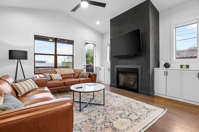 Photo - 4638 Kentucky Ave