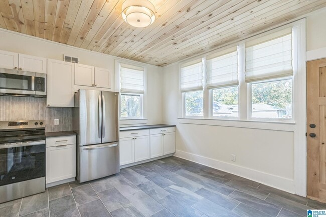 Photo - 1500 14th Ave S