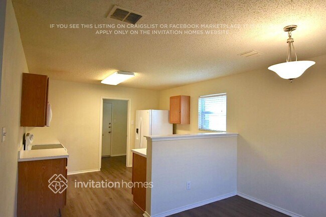 Photo - 4920 Waterford Dr