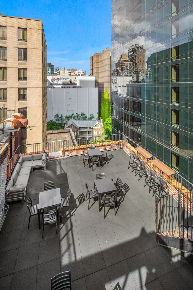 Photo - 401 E 59th St Unit SI ID1051294P