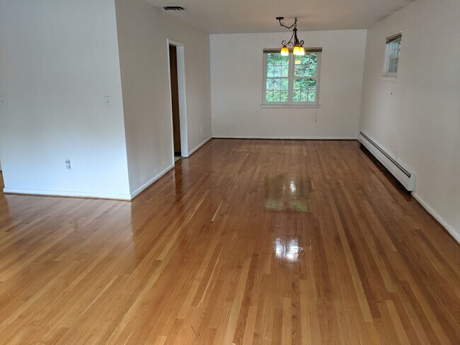 Photo - 409 Lowell Ave