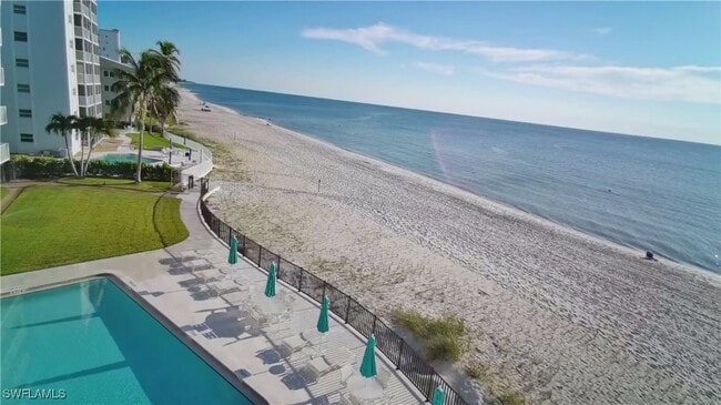 Photo - 1977 Gulf Shore Blvd N Unidad 204