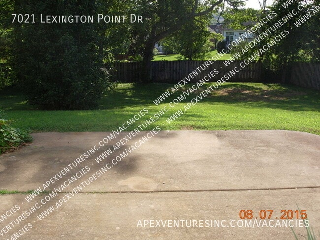 Photo - 7021 Lexington Point Dr