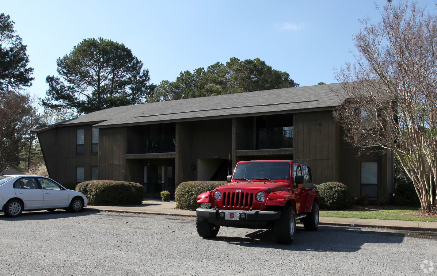Fairfield Apartments - Fairfield Apartments