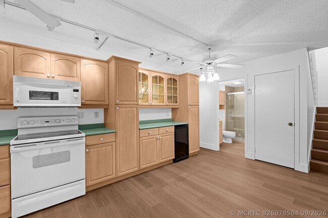 1611 16th Terrace