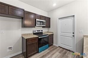 Photo - 121 Leon St