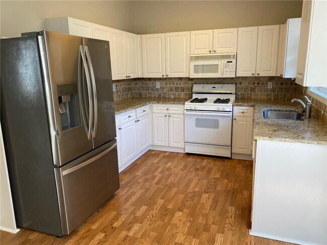 Photo - 2169 Berryhill Cir SE
